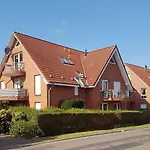 Bahnhofstrasse 10 - 4 *