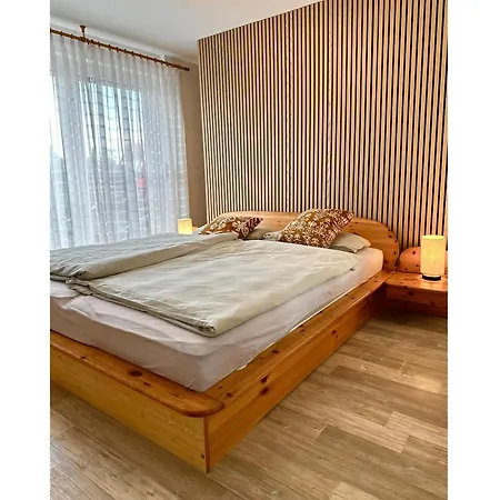 Bahnhofstrasse 10 - 4 *